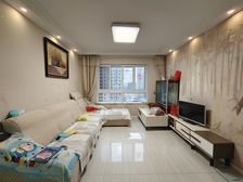 正南荣盛花语城3室2厅精装修