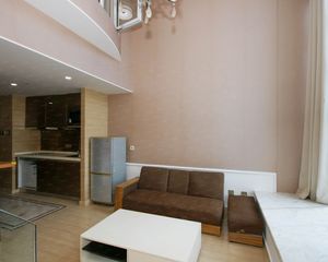 精装修loft,双地铁口,物业