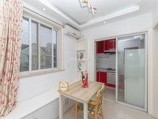 新上一梯两户精装修双南两房,我司独有,近云山路站,没有税费。