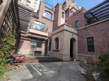 中金合院别墅边套 大花园带电梯 地上4层带地下室 2车急卖