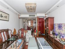 东靖路地铁口商品房,景观楼层,精装修大三居!