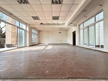 徐汇虹梅高架旁!大户型占地714平!独栋别墅毛坯房!随时能看