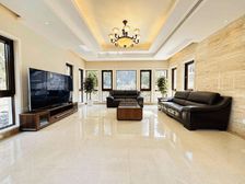 急售临河花园,拎包入住,亏本出售