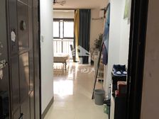 澳门街 1房33万