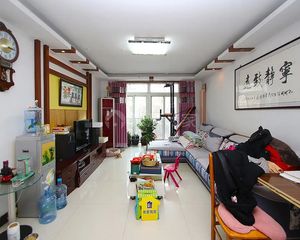 房山城关良工佳苑3室2厅出售
