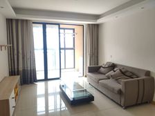 新里西斯莱公馆2房南精装真实好房