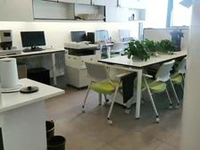 出租 开发商直租 石榴83平2000平 可随时看房