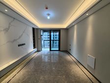 云潮中心3室2厅2卫南朝向256.0万元/套出售