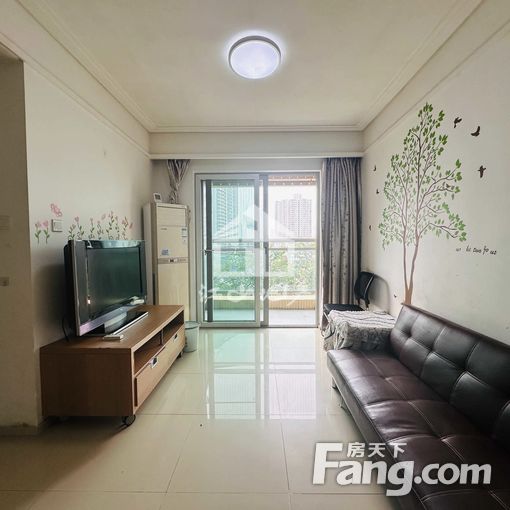 盛天国际2房2厅2200元