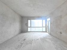 只收5千中介费华发国际花园 4室2厅1厨2卫,电梯房,毛坯