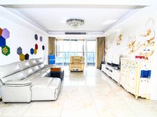 天元公学!三号线地铁口大平层 ! 位置安静 中高楼层 视野好