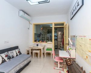 保小,上学不过马路,南北朝向,装修清爽