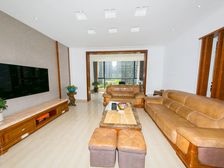 送双车位,江南实精装修空中跃墅,拎包入住,中间位置,物业