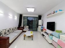 近高教路地铁口,买一层送一层,南北通透,视野非常不错的