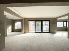 雅戈尔江上4室2厅2卫南朝向400.0万元/套出售