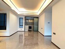 中海观澜府 精装大三房 交通便捷 配套齐全 安静 随时看房