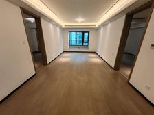 蔚蓝城市花园4室2厅2卫南朝向269.0万元/套出售