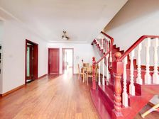 看房找小吴主做振华直属十梓街叶家弄跃层复式三室两卫带朝南露台