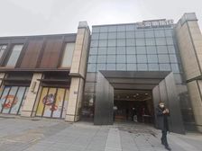 苏州火车站斜对面沿街社区底商