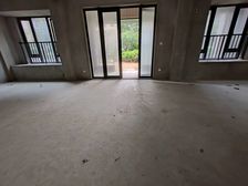 保利印江南三期4室2厅2卫南朝向700.0万元/套出售