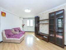 富贵园一区,带20平封闭阳台,大钻石户型两居,看房随时