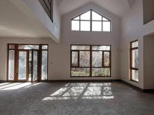 湖山在望三期 坐拥成熟地段 豪华商业配置 临水而居,浪漫风情