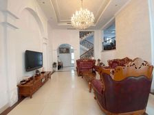 正5房 采光 可停3辆车 满五 置换诚售