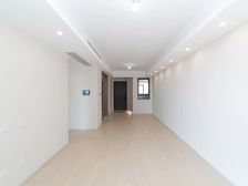 中间楼层 18楼 欢迎预约看房 琅越龙洲 3室2厅 精装修