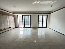 中国铁建花语江湾5室3厅3卫南北朝向999.0万元/套出售