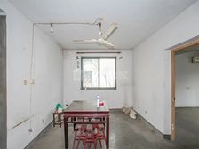 浦东新区张江紫晶苑4楼 花园位置南北一房 看房方便
