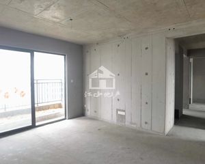 中南春风南岸 3房85万