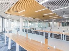 临近北大 科研高新企业云集 带家具 采光好 北四环 普天