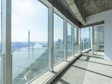 业主包税 送车位 顶复大平层 急售 南北向精装修 随时签约