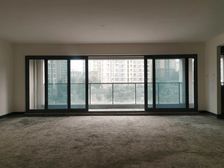 照母山 光环旁 香港置地 板式大平层 横厅套房设计 品质小区