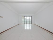 看中价格好谈,带车位,可读 开发商统装,采光好