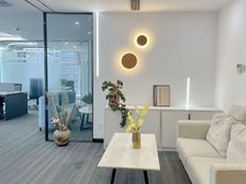 特价中关村西区 精装198平工位24个家具齐全拎包入