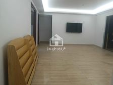 万科城南区 4房2厅135万