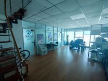 免费停车230平8万 数码科技 名汇盛和出版财富金鼎华润