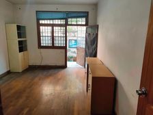 虹桥商务区双南两房带20平方天井满五小区出行方便周边配套完善