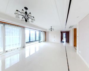 东部新城绿城宁波中心兰园精装大平层诚心出售