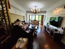 新上天一家园六期130.61平3居南豪华装修仅售450万靠河