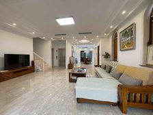 正南 泰和上筑 5室3厅 精装修