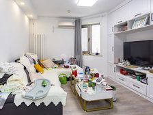 精装修 采光好 诚意出售 看房随时 户型方正 满五年