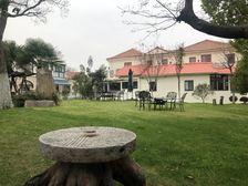 绿地A区 独栋别墅 5室2厅5卫 花园位置好 性价比超高