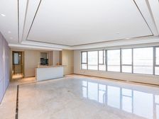 市中心吾悦国际旁 江左风华4室精装 5楼好楼层 全新未入住