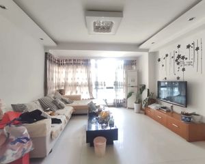 西堤阳光5室2厅2卫南朝向150.0万元/套出售