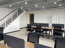 绿地威科130平米带上下水独立空调双面采光 精装现房7号线旁