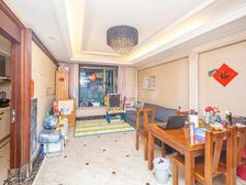 景观园林小区精装修两居室,价格小区很是亮眼,必看好房