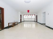 亚运村 南北向大平层 环境安静 人车分流 车位充通便利