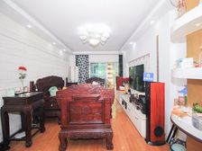 三期大花园大三房,邻水花园100平,有产权车位。